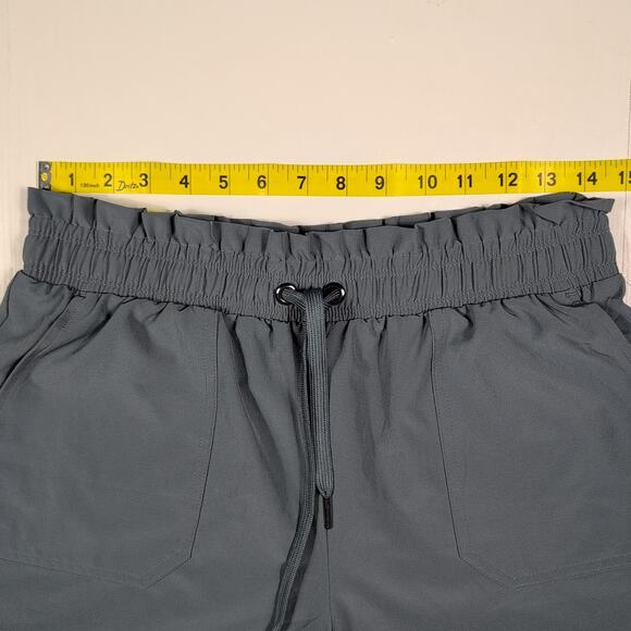 Danskin Paperbag Shorts Women’s S Stormy Weather Charcoal 4” Inseam Pockets NWT - Picture 4 of 12